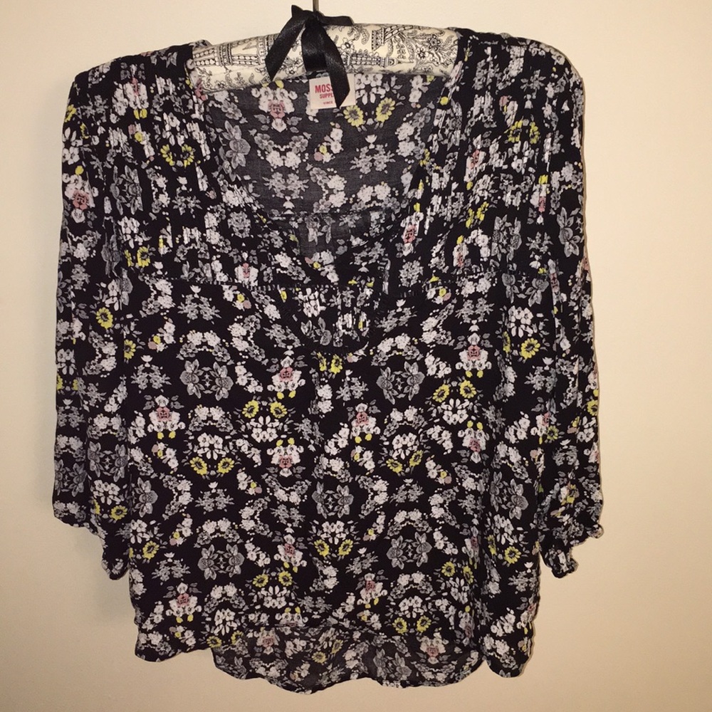 Floral top